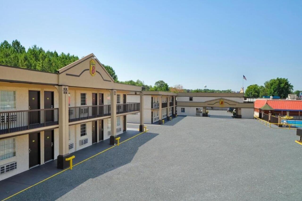 Super 8 By Wyndham Monticello Ar Motel Eksteriør billede