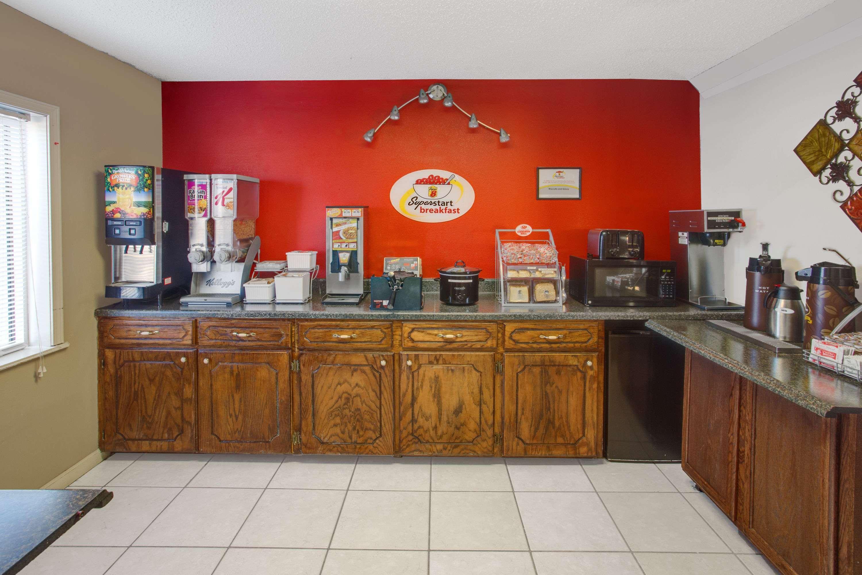 Super 8 By Wyndham Monticello Ar Motel Eksteriør billede